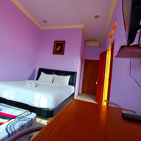 Wisma Mutiara Padang  Exterior foto