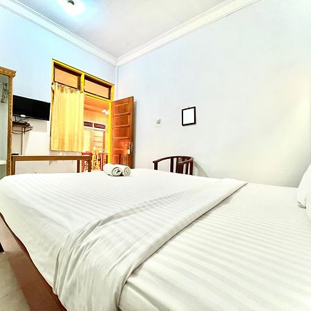 Wisma Mutiara Padang  Exterior foto