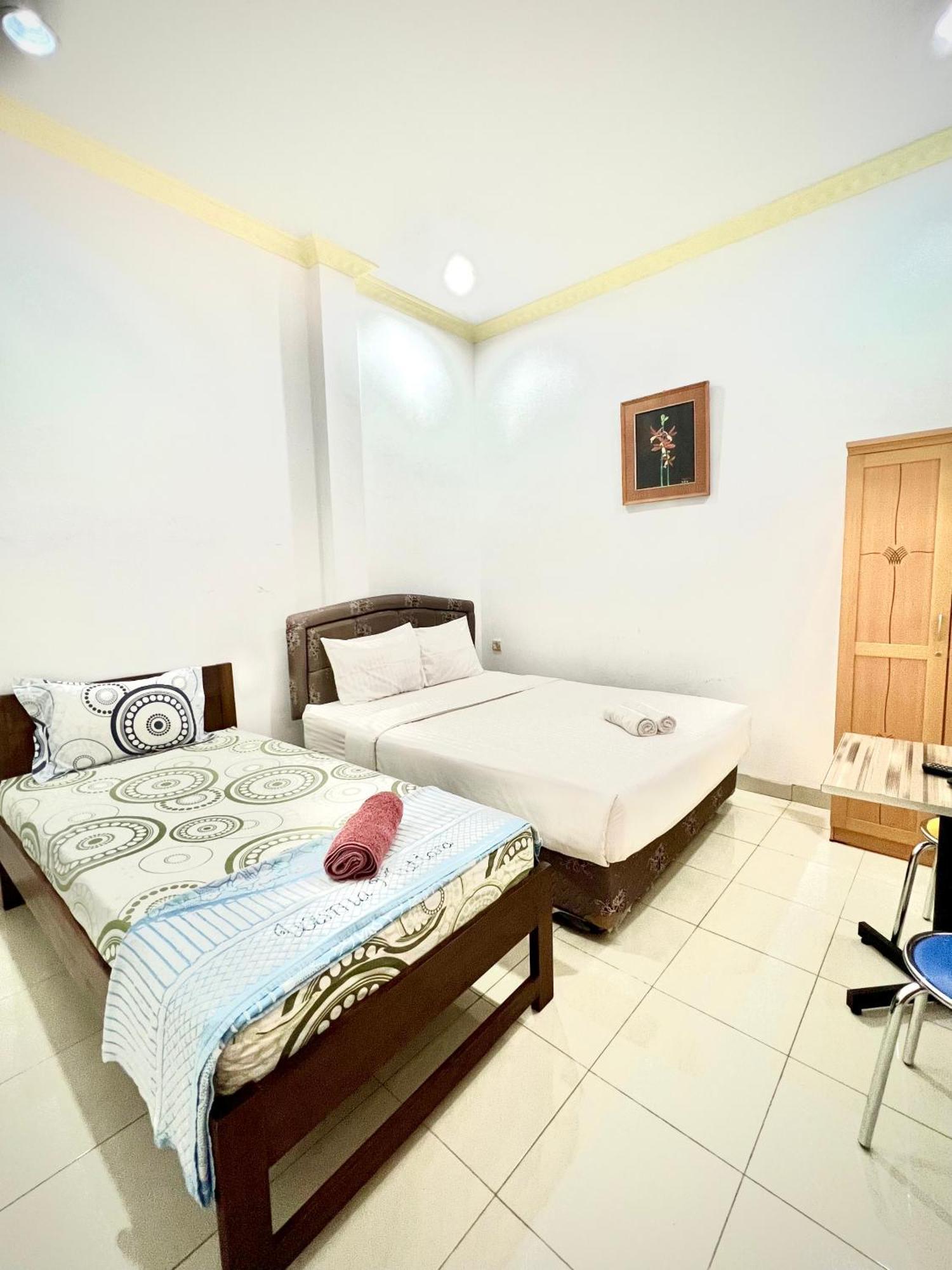 Wisma Mutiara Padang  Exterior foto
