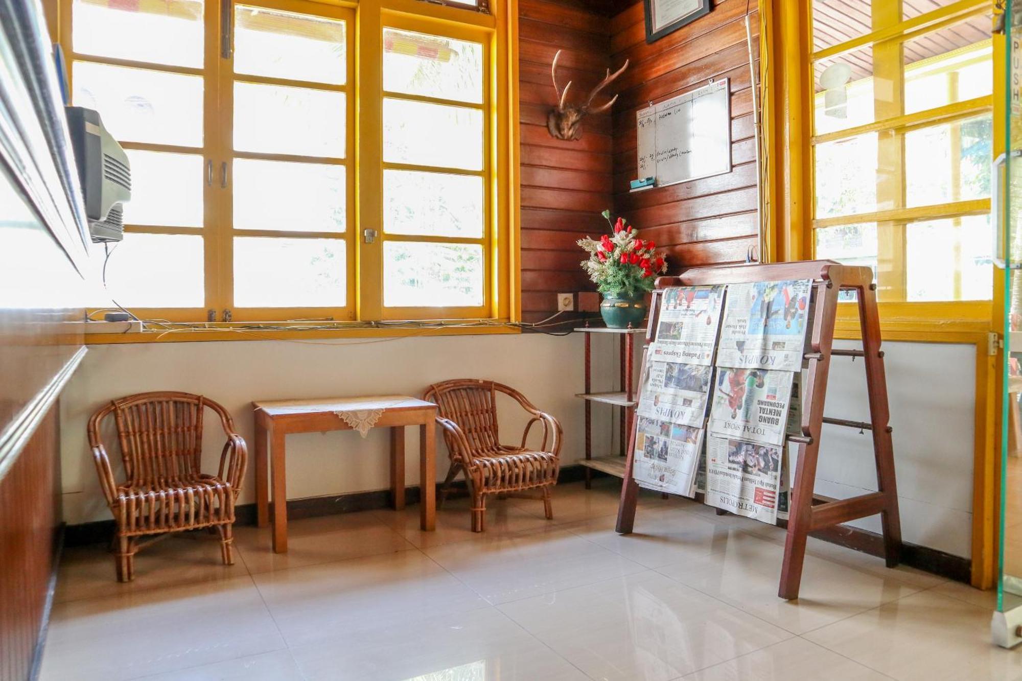 Wisma Mutiara Padang  Exterior foto