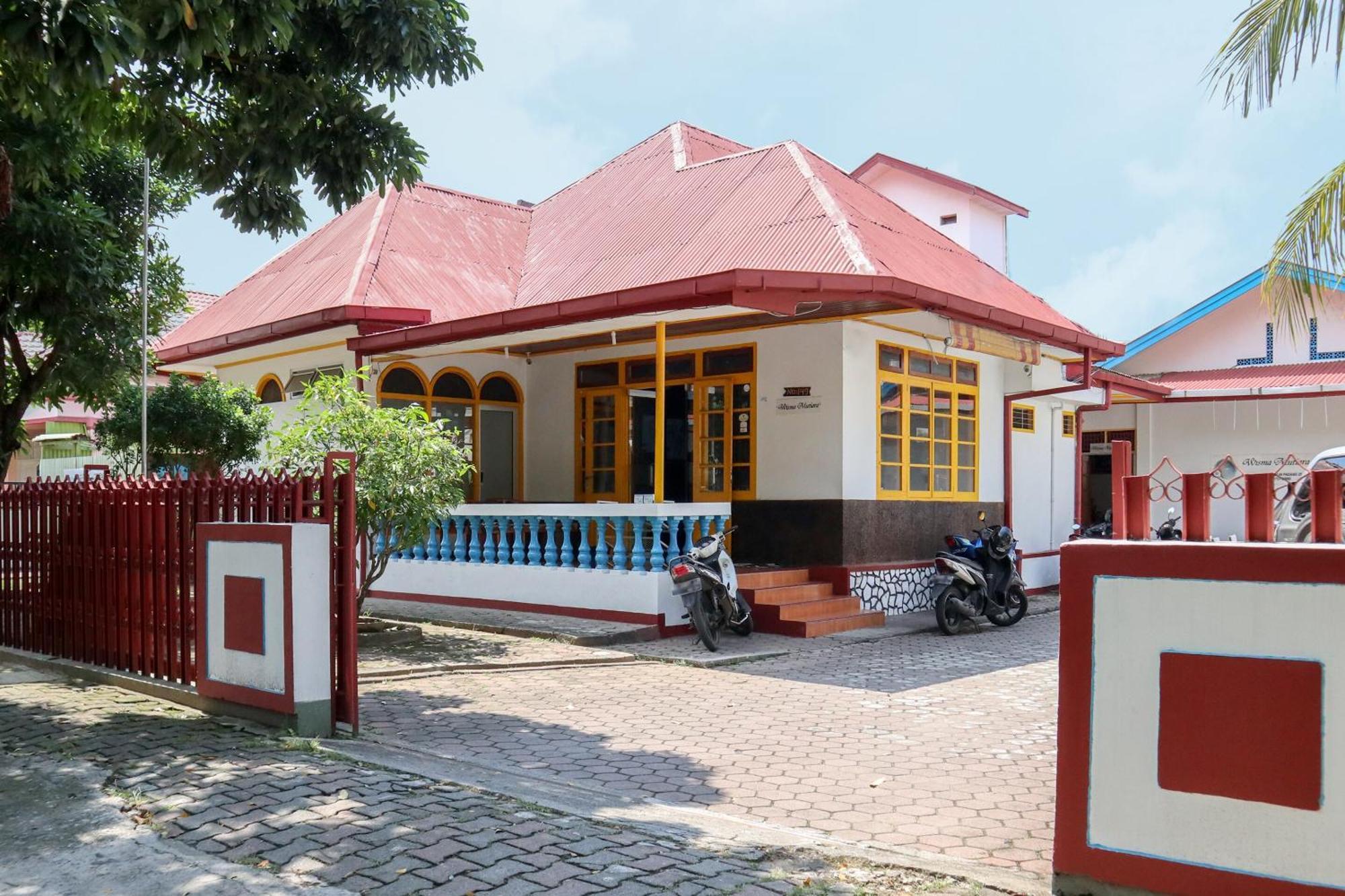 Wisma Mutiara Padang  Exterior foto