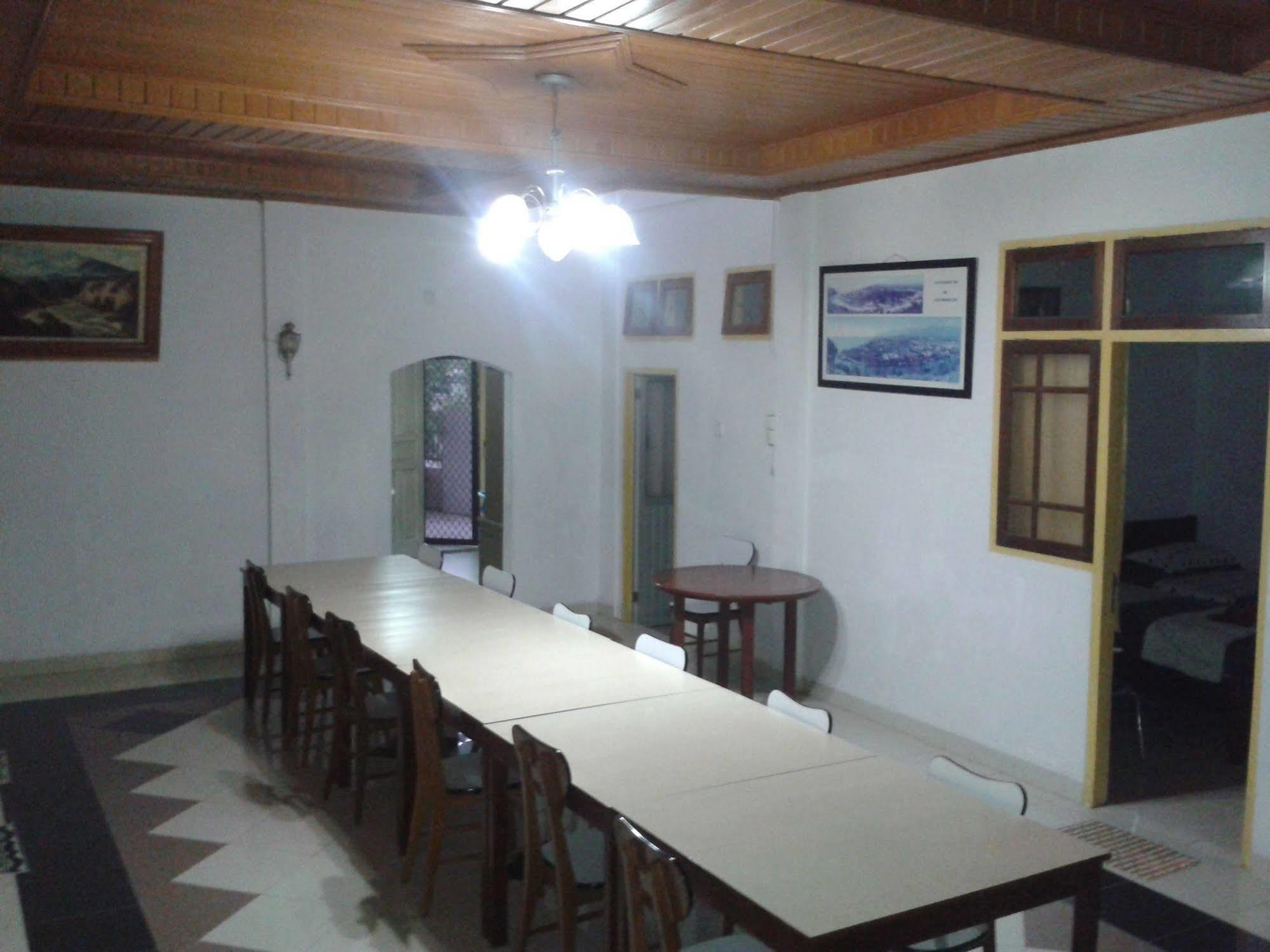 Wisma Mutiara Padang  Exterior foto